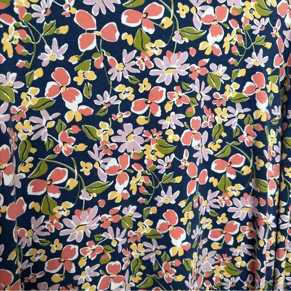 Amour Vert Penny Reverie Knit Dress in Mojave Floral - Picture 4 of 9